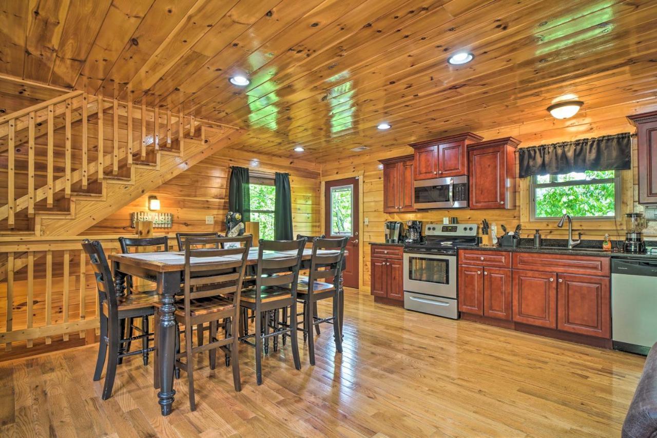 Pigeon Forge Cabin Sauna, Saltwater Pool And Views! 塞维尔维尔 外观 照片