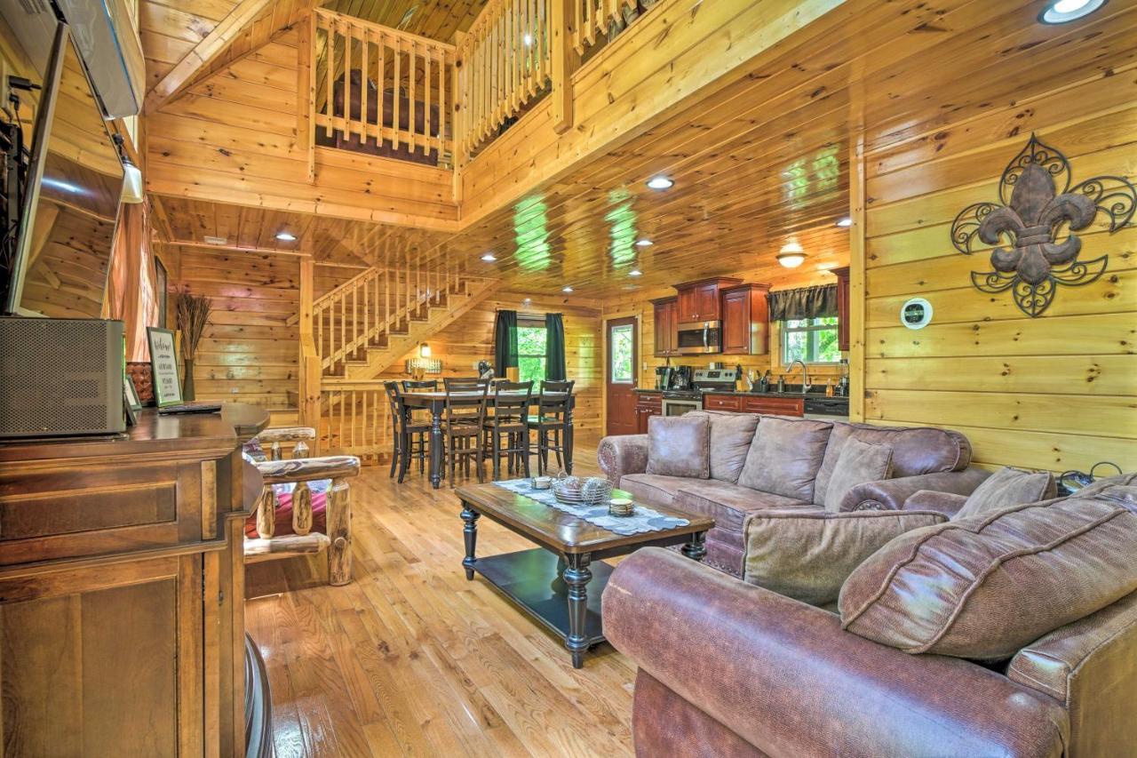 Pigeon Forge Cabin Sauna, Saltwater Pool And Views! 塞维尔维尔 外观 照片