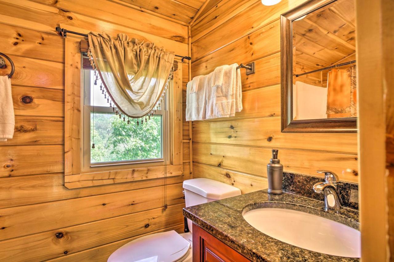 Pigeon Forge Cabin Sauna, Saltwater Pool And Views! 塞维尔维尔 外观 照片